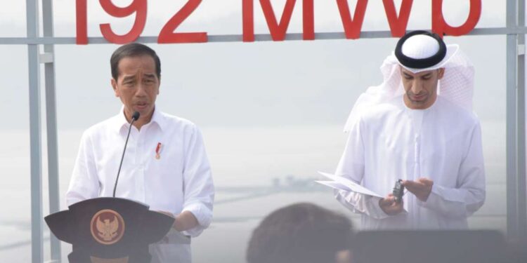 Presiden Joko Widodo Resmikan PLTS Terapung Cirata Penjabat Gubernur Jabar Bey Machmudin Ikut Menyaksikan