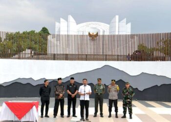 Resmikan Monumen Perjuangan Rakyat Jabar Hasil Revitalisasi, Bey: Mari Rawat Bersama-sama