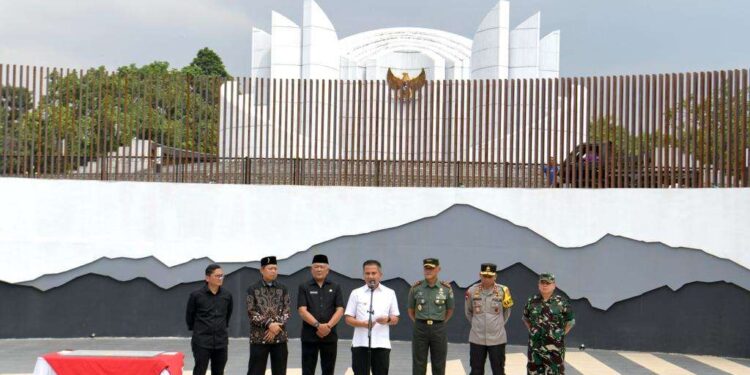 Resmikan Monumen Perjuangan Rakyat Jabar Hasil Revitalisasi, Bey: Mari Rawat Bersama-sama