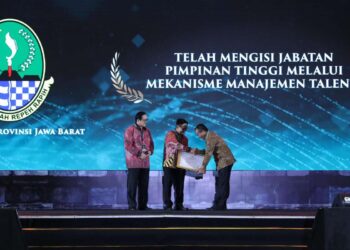 Pemdaprov Jabar Raih Penghargaan Meritokrasi dari KASN